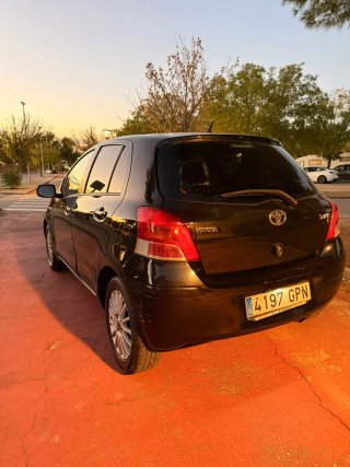 Toyota Yaris 2009
