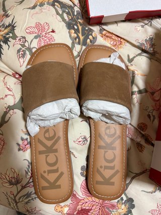 Sandalias Kickers Marrones Talla 41 sin estrenar