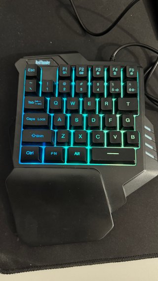 Mini Tastiera da Gaming Red Thunder RGB