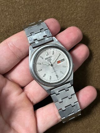 Seiko 5 Automático Vintage Plata