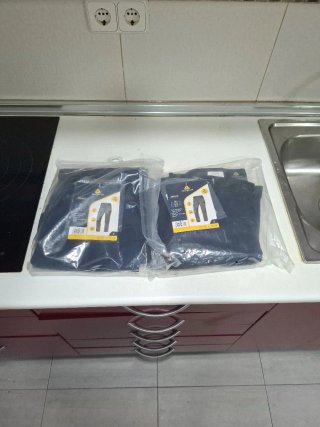 2 pantalones Talla S INVIERNO