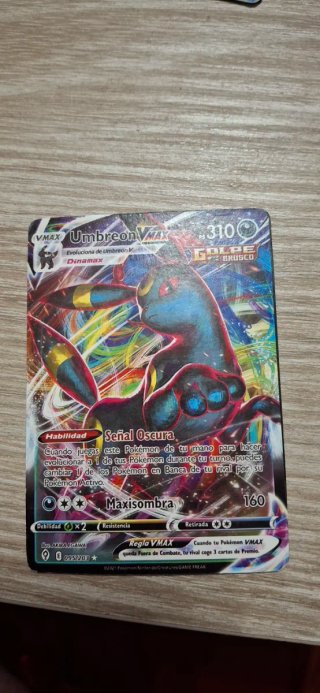Carta Pokémon Umbreon VMAX 095/203
