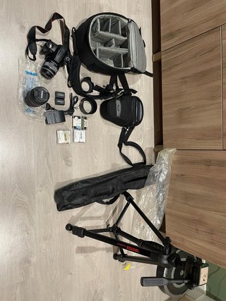 Cámara Sony Alpha A230 con accesorios