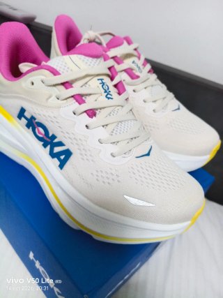 Zapatillas Hoka Bondi 9