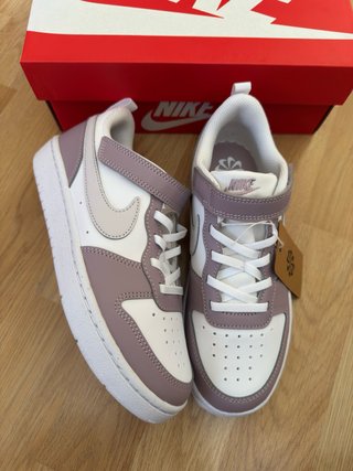 Zapatillas Nike Niña Rosa y Blanca talla 34