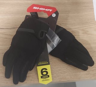 Guantes de moto SHIMA negros.