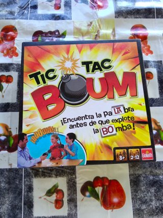 Juego de mesa Tic Tac BOOM!