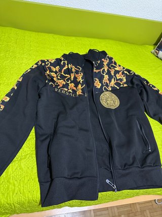 Chaqueta Versace Negra y Dorada