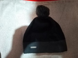 Gorro Merrell Negro y Gris