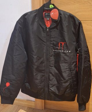 Cazadora Bomber IT Chapter Two Negra
