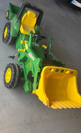 Tractor de pedales John Deere