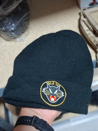 Gorro de lana negro Ala 12