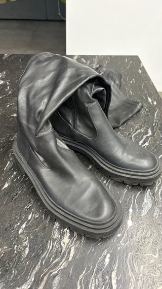 Botas altas negras