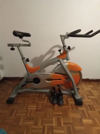 Bicicleta Spinning Básica