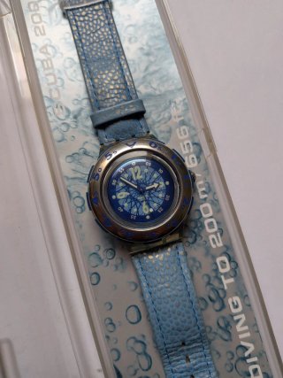 Swatch Scuba 200 Lunaire SDK113