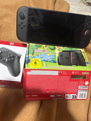 Nintendo Switch + mando pro + funda oficial