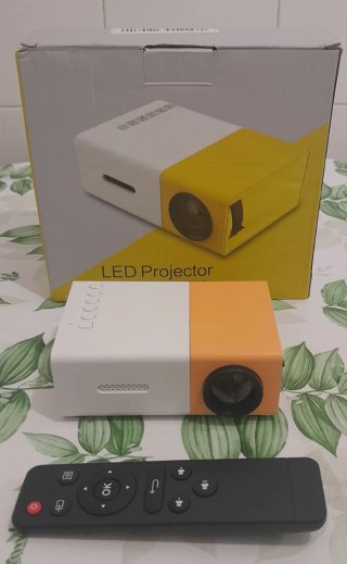Mini Proyector LED