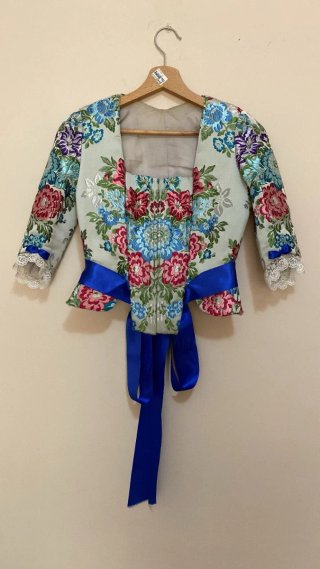 Traje de fallera para niña gris perla