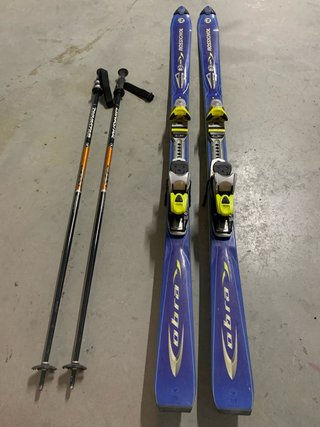 Esquís Rossignol Cobra con Bastones Dynastar