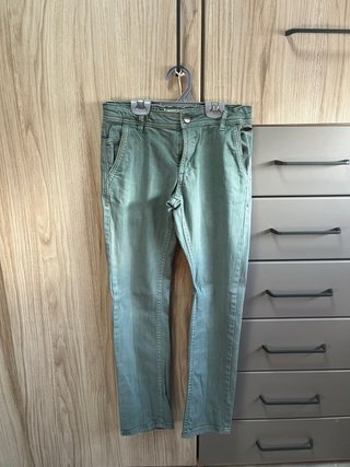 Pantalón verde niño