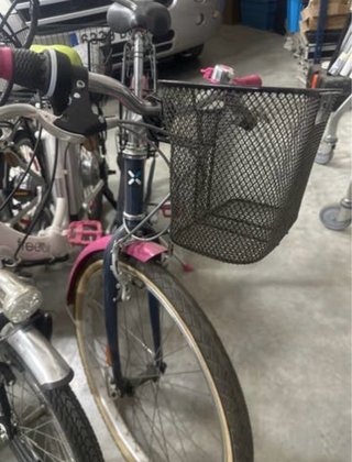 Bicicletta da bambina con cestino marca Decathlon