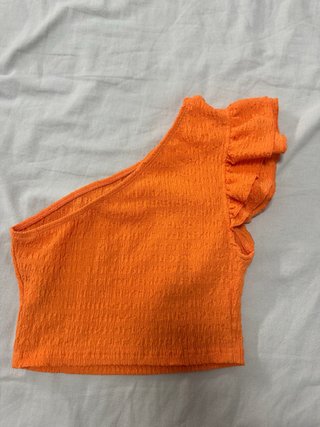 Top Naranja con Volantes