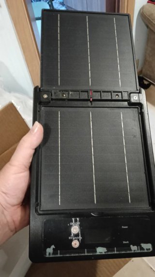 Pastor solar para cercados