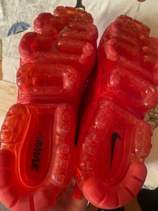 Nike Air VaporMax Plus Rojas