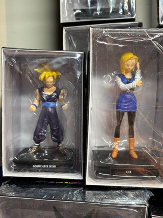 Set 2 Action Figure Dragon Ball: Gohan e C-18