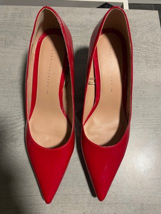 Zapatos de tacón Zara charol rojo talla 39