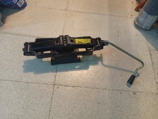Gato elevador para coche
