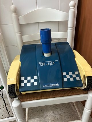Limpiafondos Piscina Omni by Aquatech