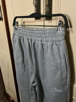 Pantalón chándal Corteiz gris Talla S