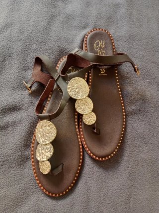 Sandalias Oh! My Sandals Marron y Dorado