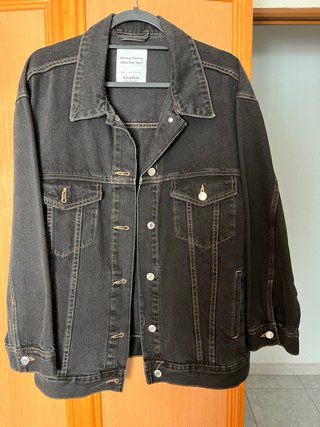 Chaqueta vaquera Pull&Bear negra