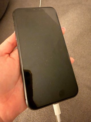 iPhone 11 Negro 128GB Caja y Cargador Originales