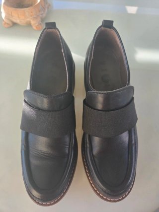 Zapatos de piel negros