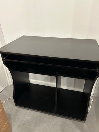 Mesa escritorio madera con bandeja