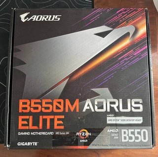 GIGABYTE B550M AORUS Elite