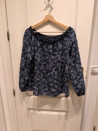 Blusa Estampada Azul y Blanca