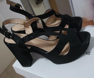 Tacones de fiesta negros talla 35