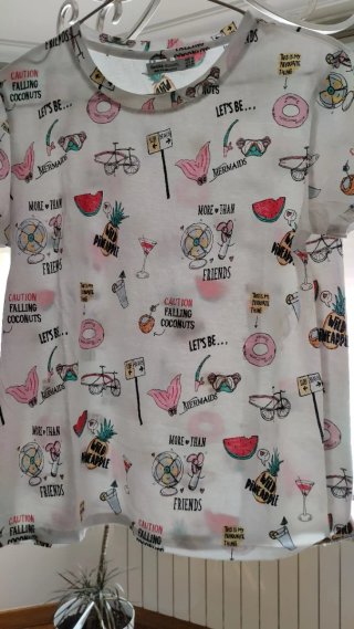 Camiseta Bershka Estampada M