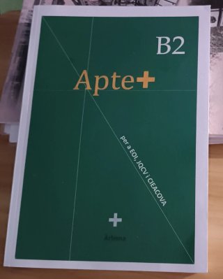 Libro de valenciano Apte+ B2 en excelente estado