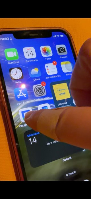 iPhone 12 Rojo 64GB