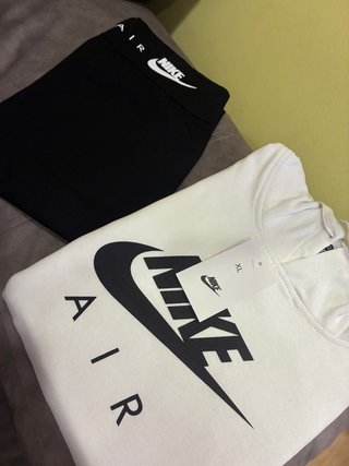 Conjunto Nike Air: Leggings y Sudadera