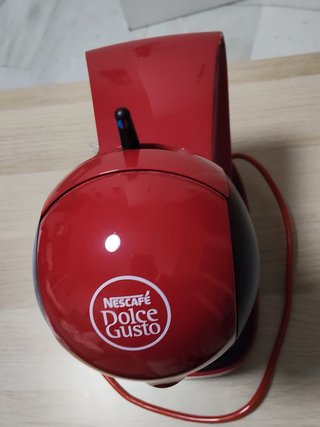 Cafetera Nescafé Dolce Gusto Roja
