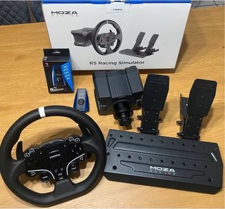 MOZA R5 Bundle Sim Racing