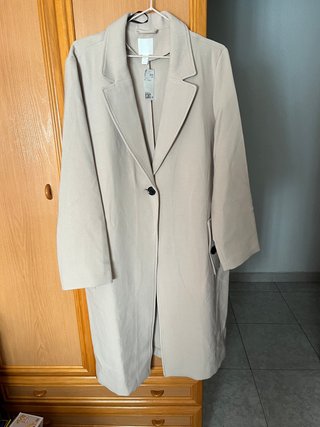 Abrigo H&M Beige Talla L