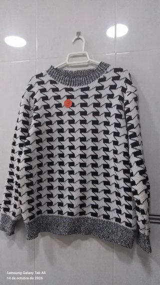 Jersey de punto estampado blanco y negro