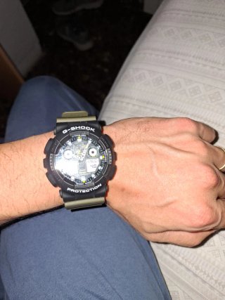 Reloj G-Shock Negro y tierra